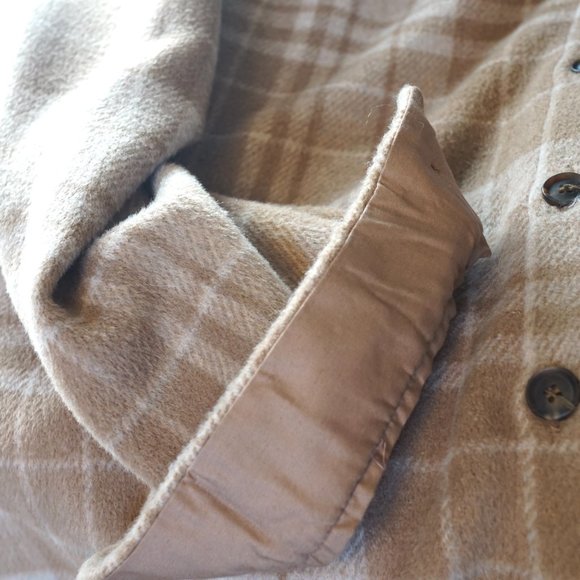 Super cozy MK made in Korea button up flannel - Picture 6 of 8